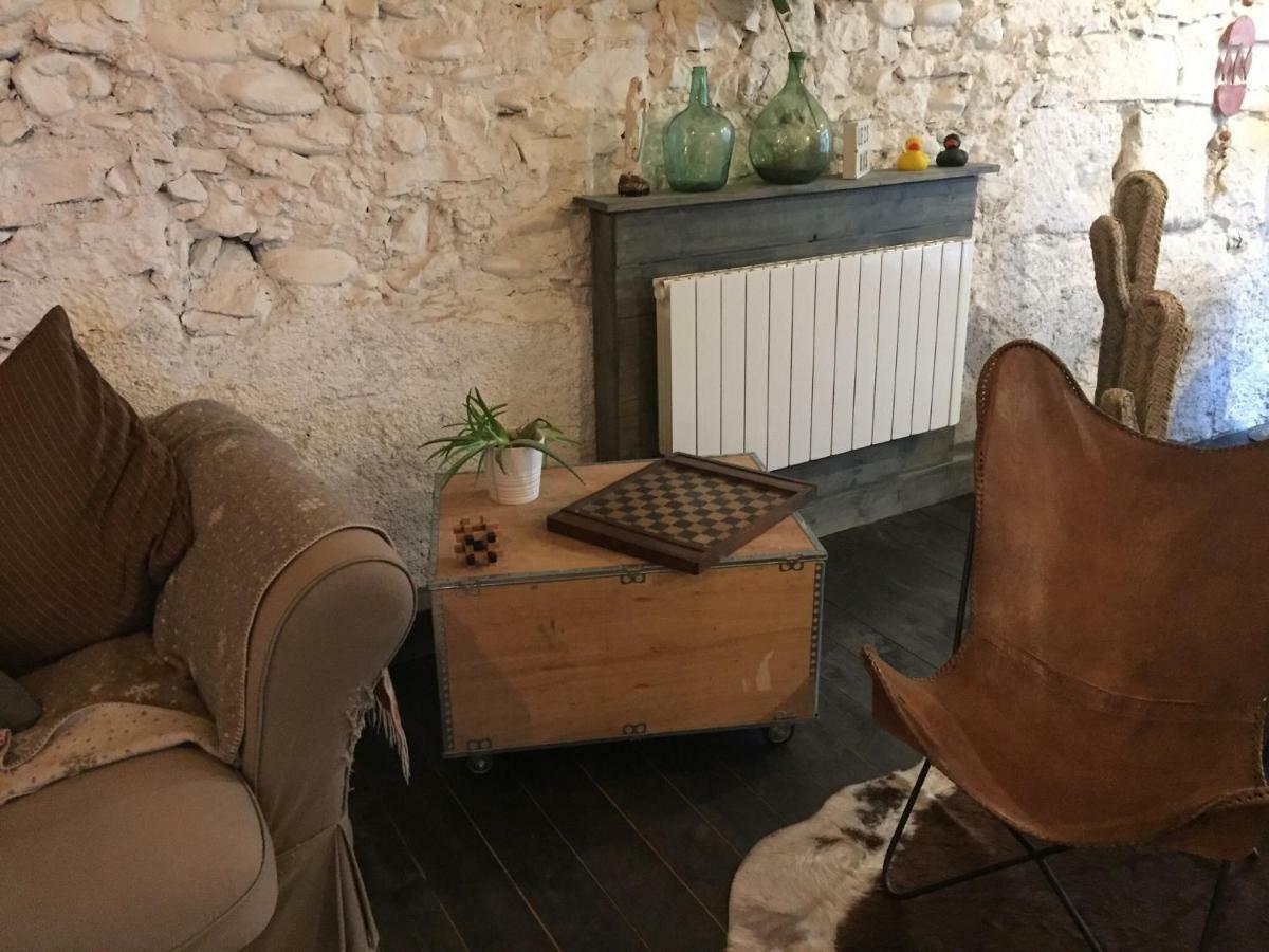 Le 25Bis Bed and Breakfast Saint-Martory Εξωτερικό φωτογραφία